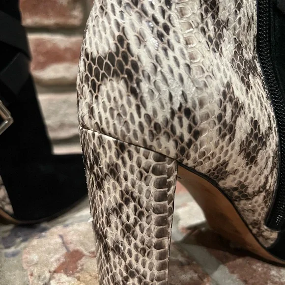 Jimmy Choo Dee Dee Watersnake Suede Ankle Boots sz 6.5 - Picture 6 of 12